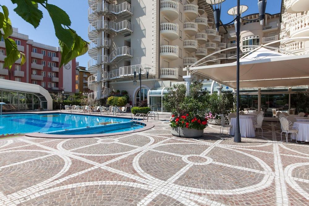 Palace Hotel Milano Marittima Extérieur photo