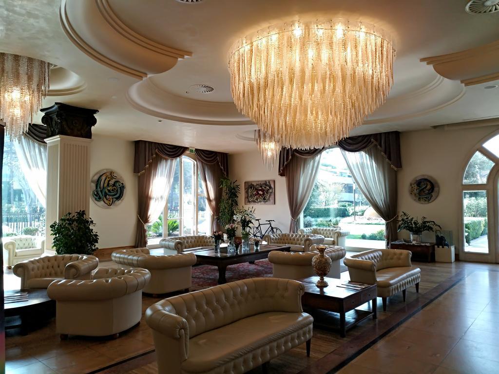 Palace Hotel Milano Marittima Extérieur photo