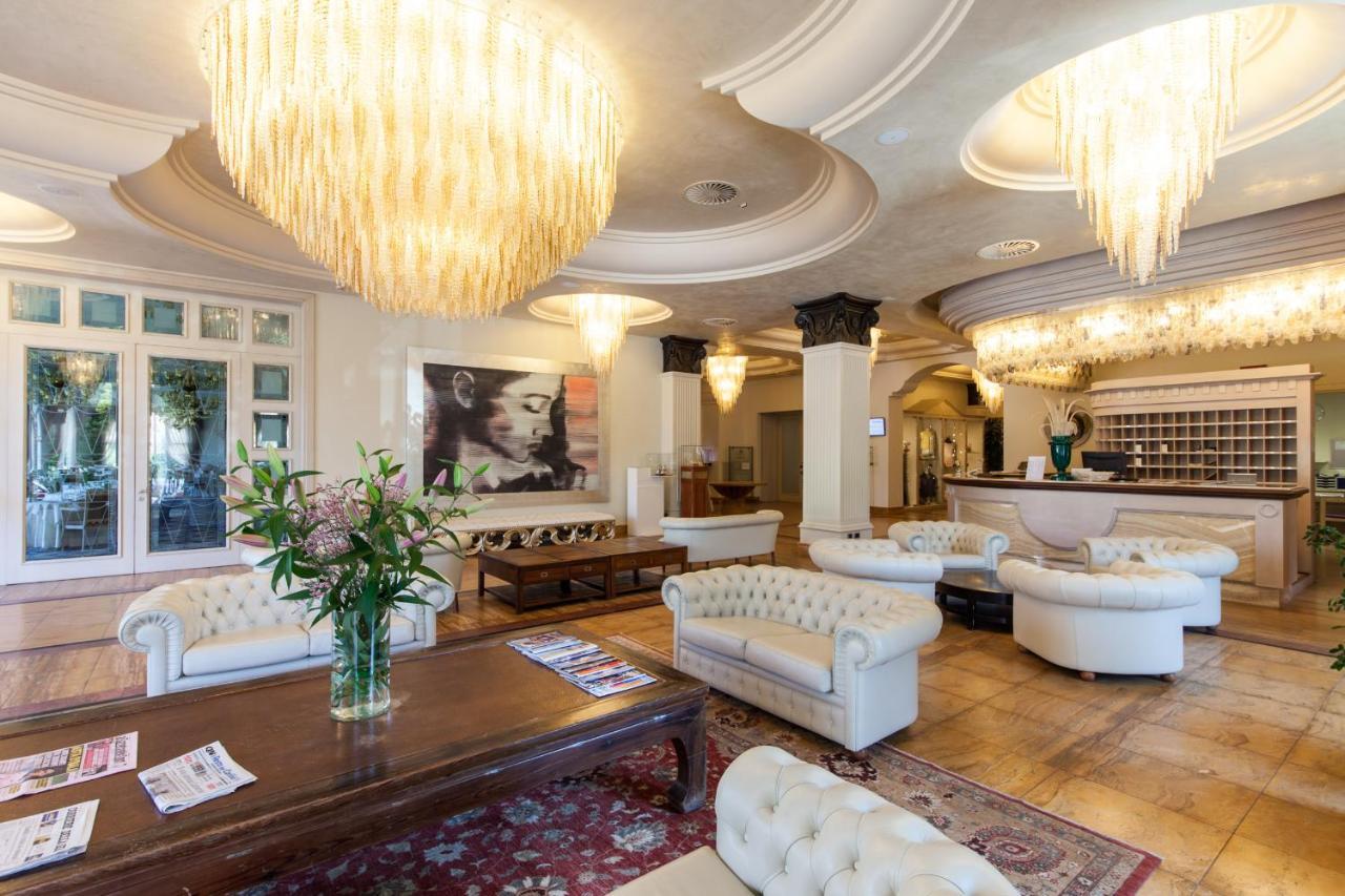 Palace Hotel Milano Marittima Extérieur photo